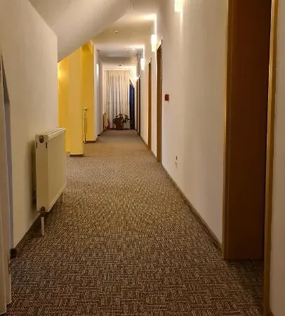 Poiana Rasnoavei بيت ضيافة Rîşnov